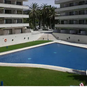 apartamento-cerca-del-paseo-y-port-aventura.top-hotels-tarragona.com/