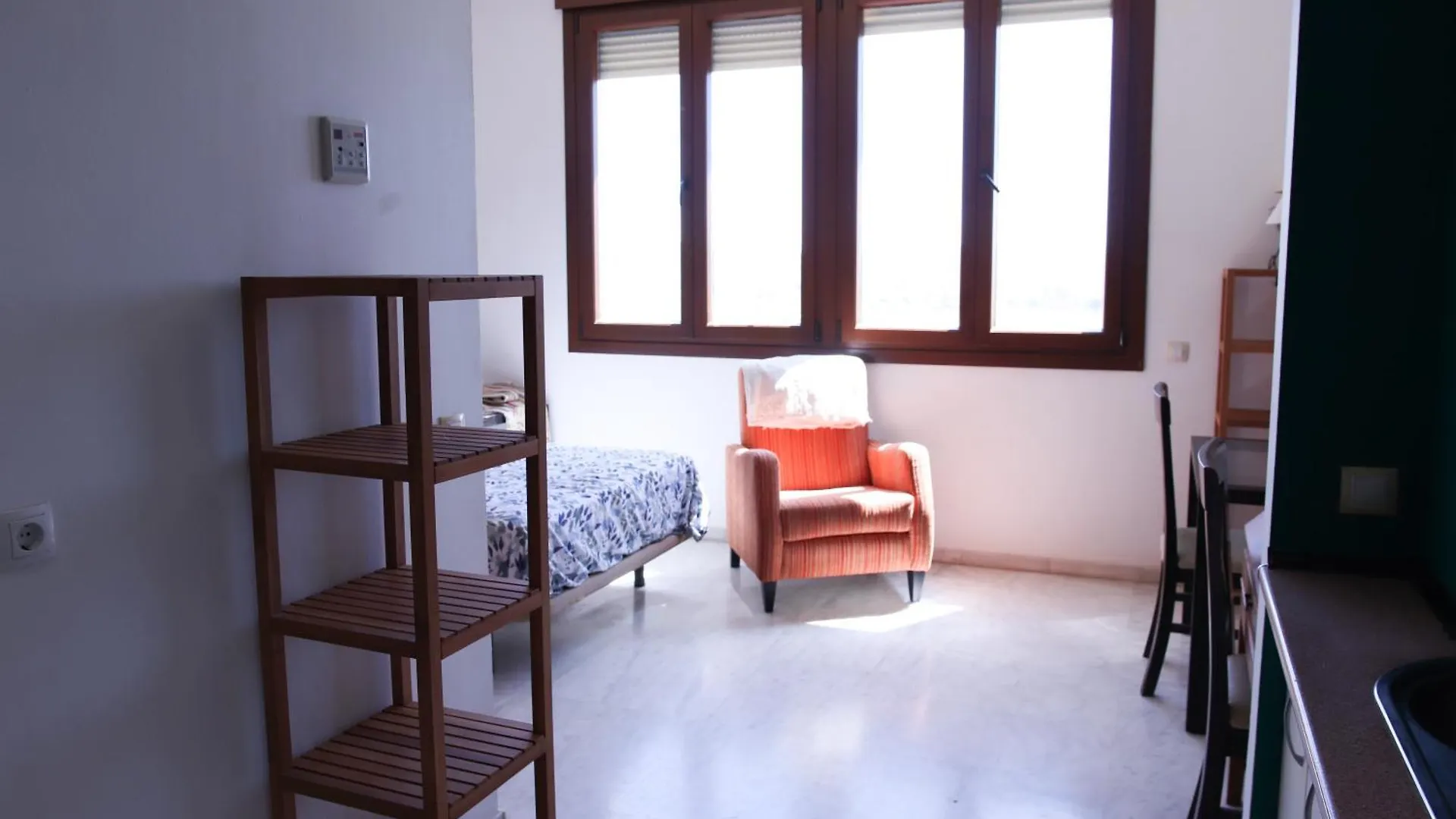 Se - Peaceful Shiny Apartment Near Fibes Sevilla Aparthotel