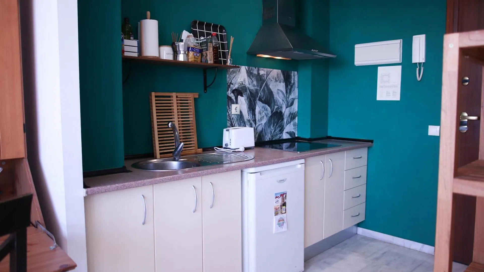Aparthotel Se - Peaceful Shiny Apartment Near Fibes Sevilla